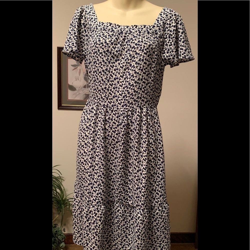 Spring/Summer Dress, Navy blue and cream color.